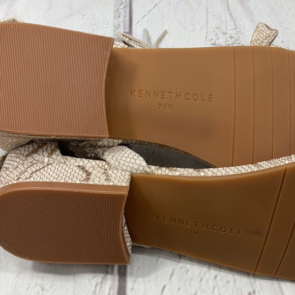 Kenneth Cole New York Valen Gladiator size 7.5 - Picture 3 of 9